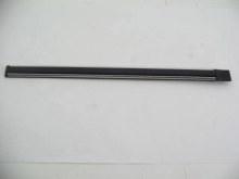 RIGHT FRONT MOULDING