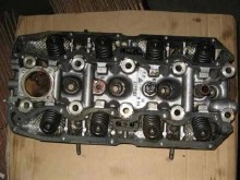 1980-85 F I CYLINDER HEAD