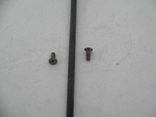 TOP LATCH TO FRONT BOW SCREW