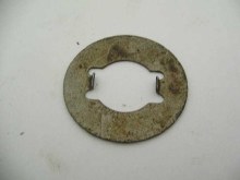 OUTPUT SHAFT NUT LOCK PLATE