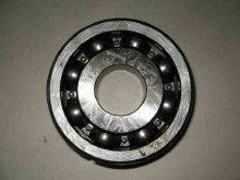 OUTPUT SHAFT CENTER BEARING