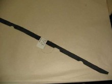 FRONT TRUNK FRONT RUBBER SEAL
