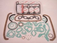 ENGINE GASKET SET W/O SEALS