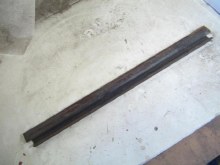 LEFT DOOR GLASS LOWER CHANNEL
