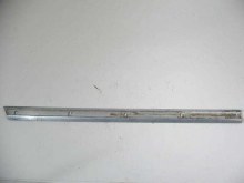 LEFT RUBBER RETAINING CHANNEL