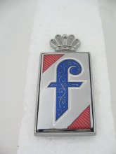 PININFARINA "f" EMBLEM ON SIDE