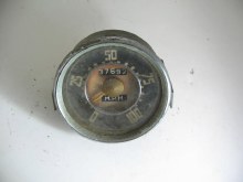 1956-57 SPEEDOMETER ASSEMBLY