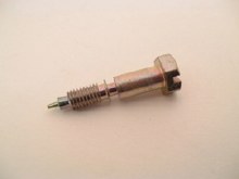 IDLE MIXTURE ADJUSTMENT SCREW