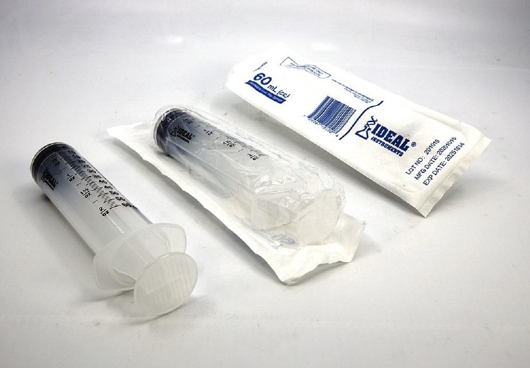 Disposible Slip Tip Syringe
