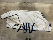 Additional picture of Blanket- 84 Bucas Sunshower