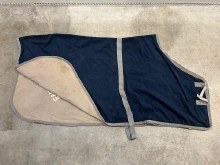 Additional picture of Blanket- 82 Stable Sheet