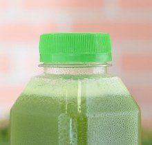 GREEN TAMPER-EVIDENT CAP FOR JUICE BOTTLES, GREEN