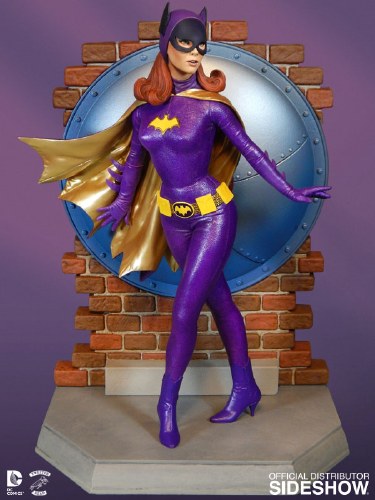 Batgirl Batman '66 Maquette Statue