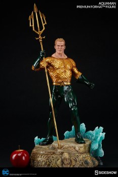 Aquaman Premium Format Statue