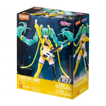 Hatsune Miku Vivid Echoes Fantastics Series Model Kit