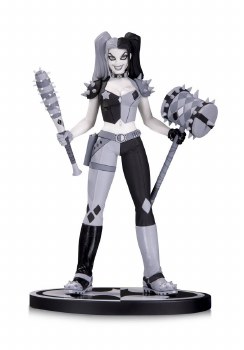 Harley Quinn Black and White Conner Statue