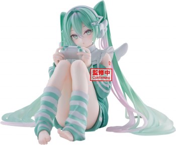 Hatsune Miku Game Holiday Memories Figure