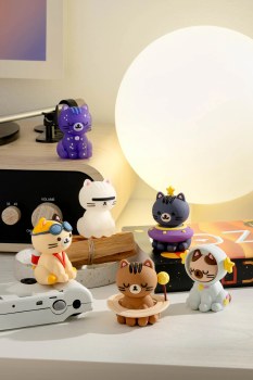 Smoko Astro Cats Blind Box Vinyl Figure