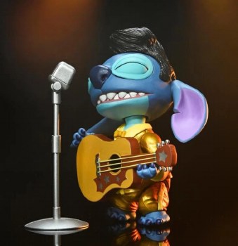 Additional picture of Lilo & Stitch Gold Suit Elvis Stitch Ultimate 7" Figure