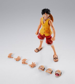 Additional picture of One Piece Monkey D Luffy Summit War of Marineford S.H. Figuarts Figure