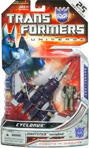 Transformers Universe Cyclonus Action Figure