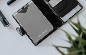 Additional picture of LEDLenser Lite Wallet RFID Black
