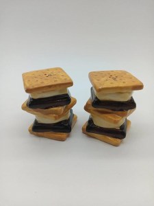 Rivers Edge Salt and Pepper Shakers S'Mores