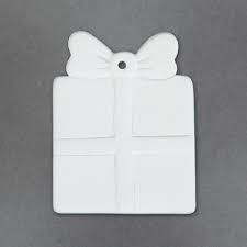 34386 - Present Ornament      3.5"L x 2.75" x 0.25"H