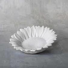 38322 - Sunflower Dish/Bowl     6"W x 1"H