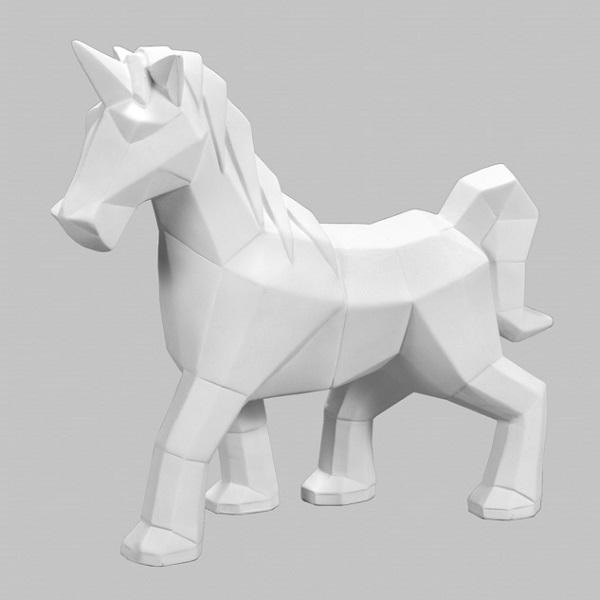 MB1538 - Faceted Unicorn     9"L x 3.5"W x 8.5"H