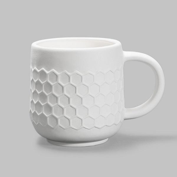 SB137 - Stoneware Honeycomb Mug (18oz)     6"W x 4.5"H