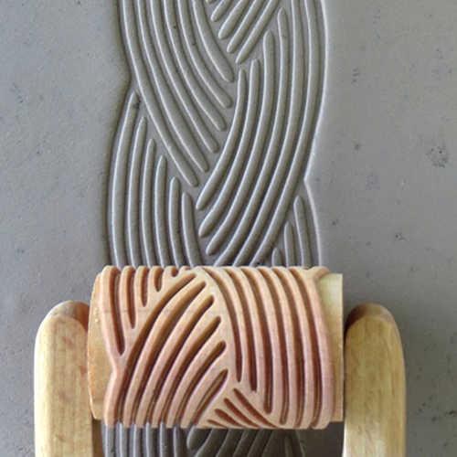 RL003 - Lrg. Handle  Roller: - Big Braid, 6cm