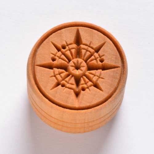 SCL064 - Lrg. Round Stamp: Compass, 4cm