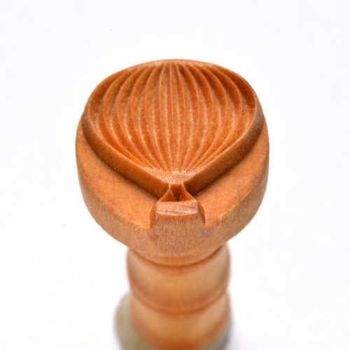 SCM185 - Med. Round Stamp: Hot Air Balloon, 2.5cm