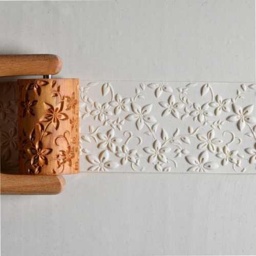 RL026 - Lrg. Handle  Roller: Clematis, 6cm