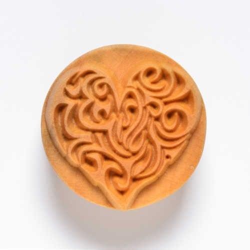SCL001 - Lrg. Round Stamp: Complicated Heart, 4cm