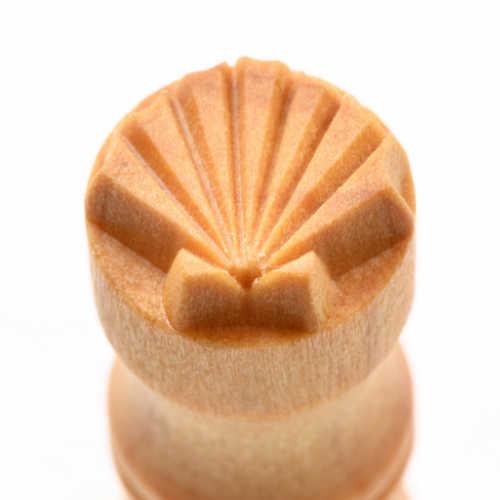 SCS042 - Sm. Round Stamp: Sea Shell, 1.5cm