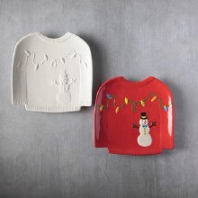 Additional picture of 34382 - Ugly Sweater Dish/Plate       9"L x 8.5"W x 1"H