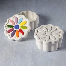Additional picture of 35074 - Ten Petal Flower Box     4.5"L x 4.5" x 2"H