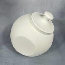 C01000 - Cookie Jar  7"L x 8"W x 8/4"H