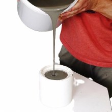 Additional picture of NS125 - Very White Porcelain Slip, Cone 5/6, Gall.