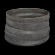 Additional picture of MS-260  Charcoal  Cone 5, Pint