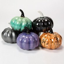 Additional picture of MB1043 - Squatty Pumpkin     4"W x 3.75"H