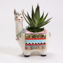 Additional picture of MB1537 - Llama Container     8"L x 4"W x 3.75"H