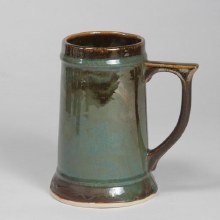 Additional picture of SB133 - Stoneware Stein (24oz)     5"L x 6.5"W x 7"H
