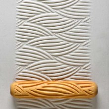 BHR-011 Big Hand Roller - Wavy Lines, 12cm
