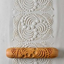BHR-047 Big Hand Roller - Ornate Spirals, 12cm
