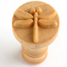 SCM-149 Med. Round Stamp - Dragonfly, 2.5cm