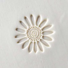Additional picture of SCL109 - Lrg. Round Stamp: Sunflower, 4cm