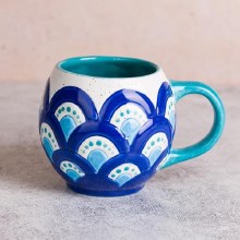 Additional picture of MB1616 - Scalloped Mug (14oz)    5.5"L x 5.5"W x 3.75"